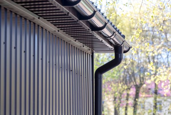 Sheet Metal Siding Repair in Fort Worth